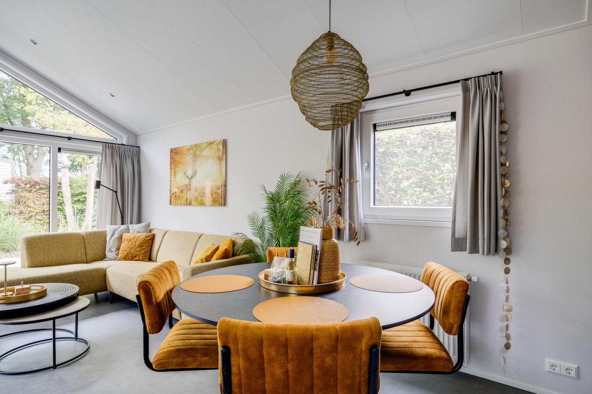 Modern Ingericht Chalet Op Groen Park Op De Veluwe Эпе Экстерьер фото